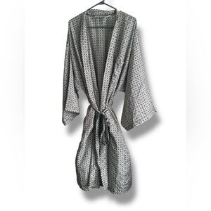 HP. ADDICTION Unisex Vintage Silk Wide Sleeve Pocket Geometric Print Robe